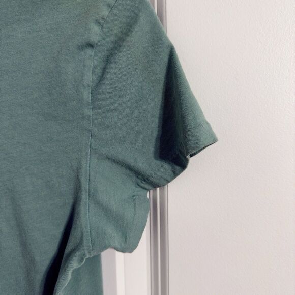 Ralph Lauren Sport Women’s Shirt V-Neck with A Front Knot Tie Detail. Medium - Picture 5 of 12